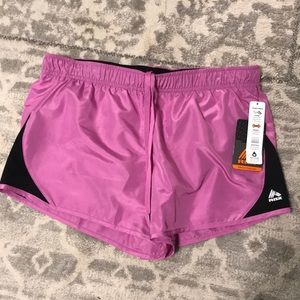Running short size M